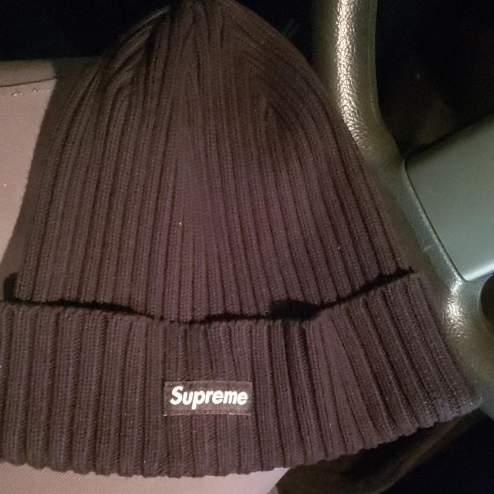 Supreme hat